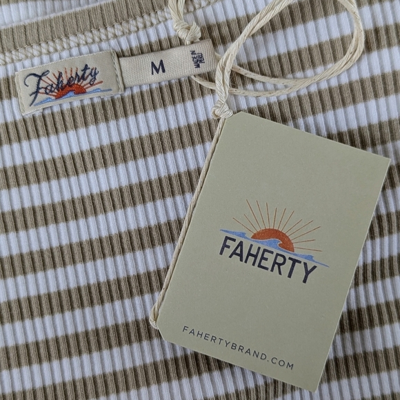 Faherty Tee Freestyle Rib Knit Short Sleeve Pima Blend Neutral Desi Stripe M NWT - Picture 13 of 14